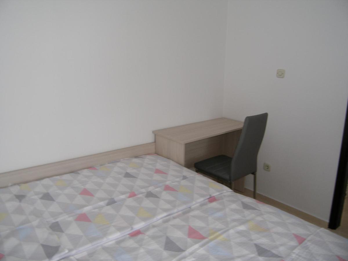 Apartmani Matela Petrcane Exterior foto